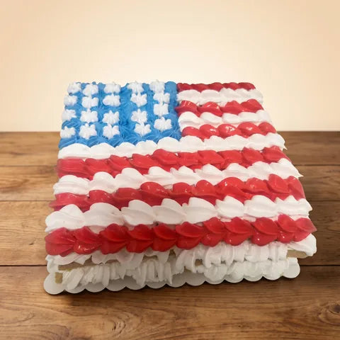 Cake de Señorita rectangular con la bandera de Estados Unidos en rosetas de merengue | Will & Mill Miami