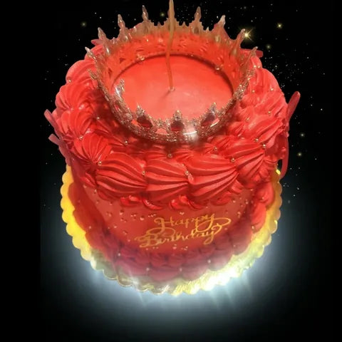 Cake Corona rojo con corona dorada y letrero Happy Birthday, brillante y con destellos | Will & Mill Miami